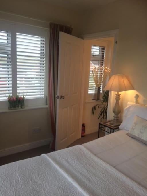 Cotswold Edge Guest Suite With Broadway Hill View Badsey Eksteriør billede