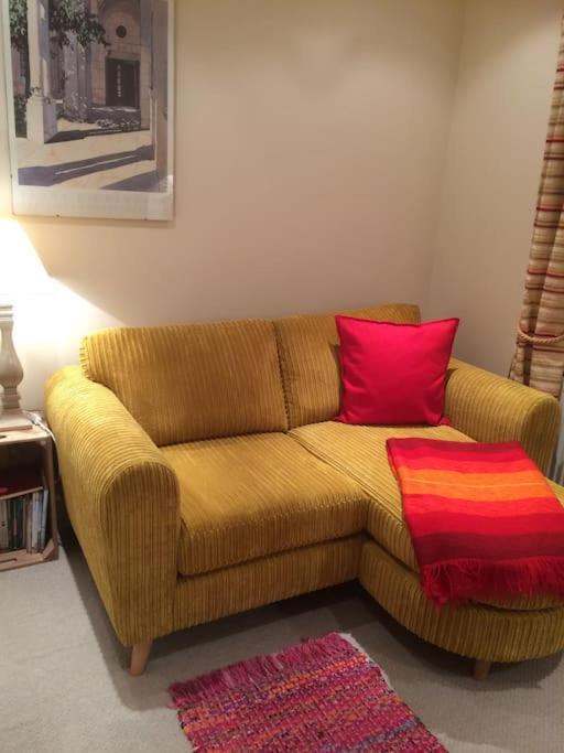 Cotswold Edge Guest Suite With Broadway Hill View Badsey Eksteriør billede